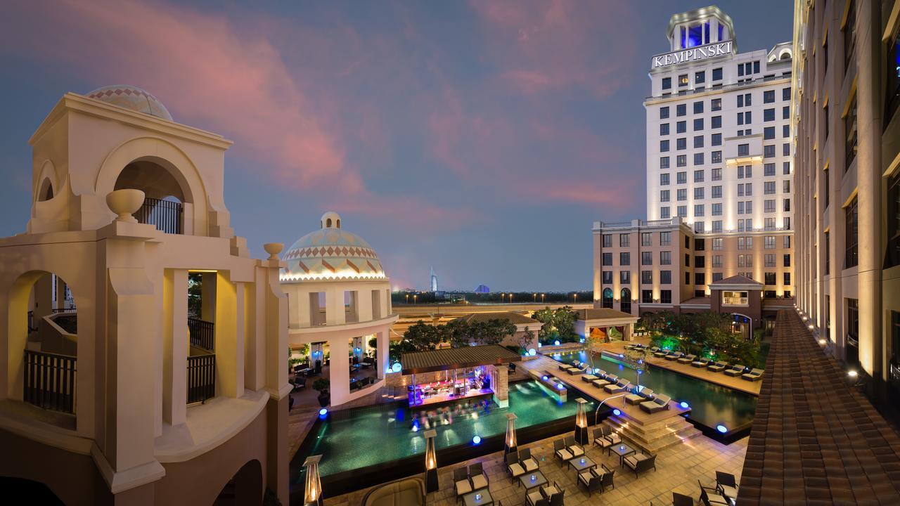 Aspen Chalets By Kempinski Hotel Mall Of The Emirates Ντουμπάι Εξωτερικό φωτογραφία